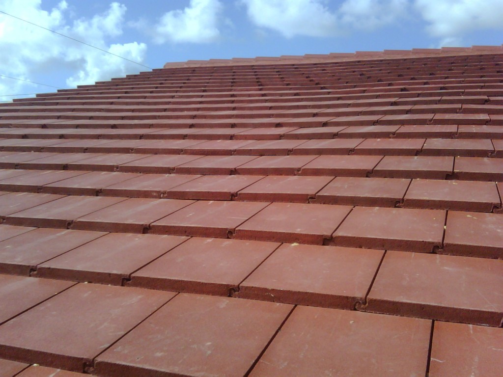 Finished roof with new roof tiles